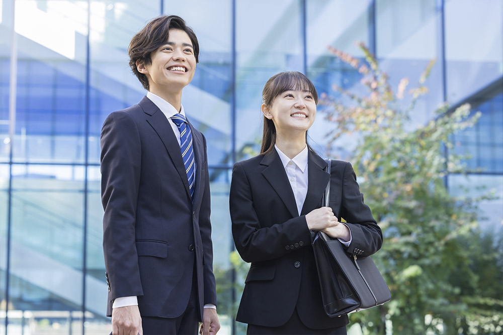 採用情報
